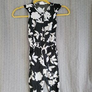 Crazy 8 Black And White Floral Romper Size 3T